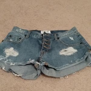 One teaspoon shorts